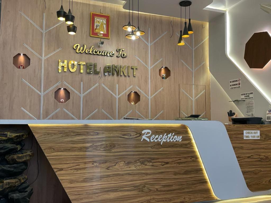 Hotel Ankit Near Assi Ghat Varanasi Bagian luar foto