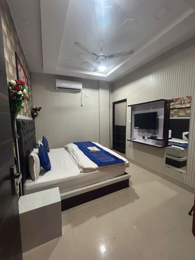 Hotel Ankit Near Assi Ghat Varanasi Bagian luar foto