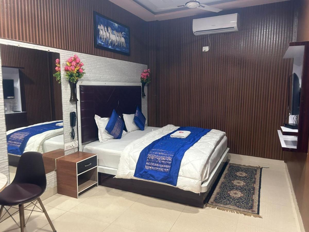 Hotel Ankit Near Assi Ghat Varanasi Bagian luar foto