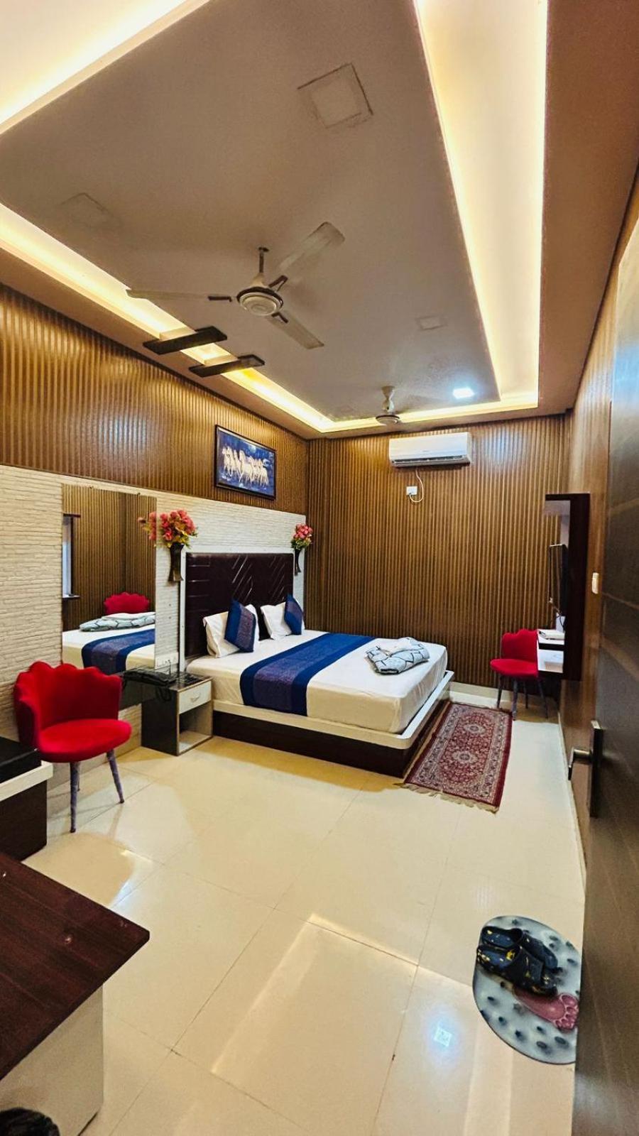 Hotel Ankit Near Assi Ghat Varanasi Bagian luar foto